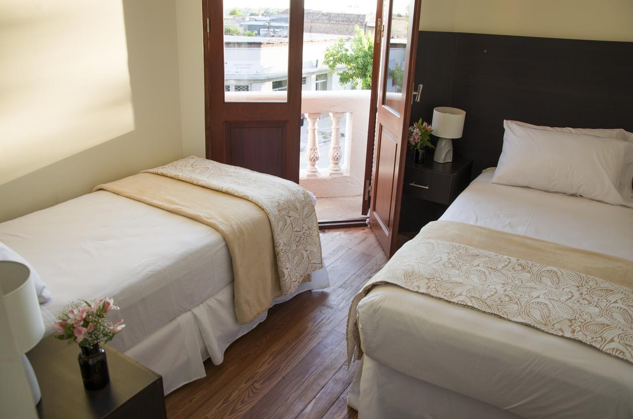 Dolores Hotel - Uruguay Esterno foto